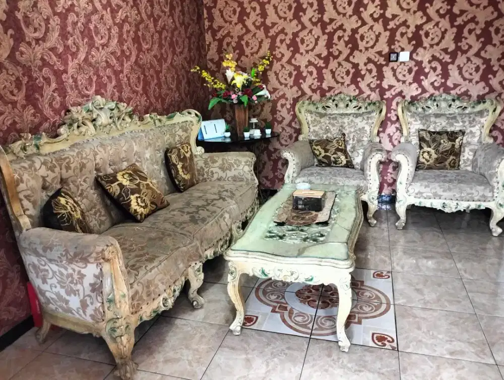 DIJUAL KURSI TAMU KAYU JATI