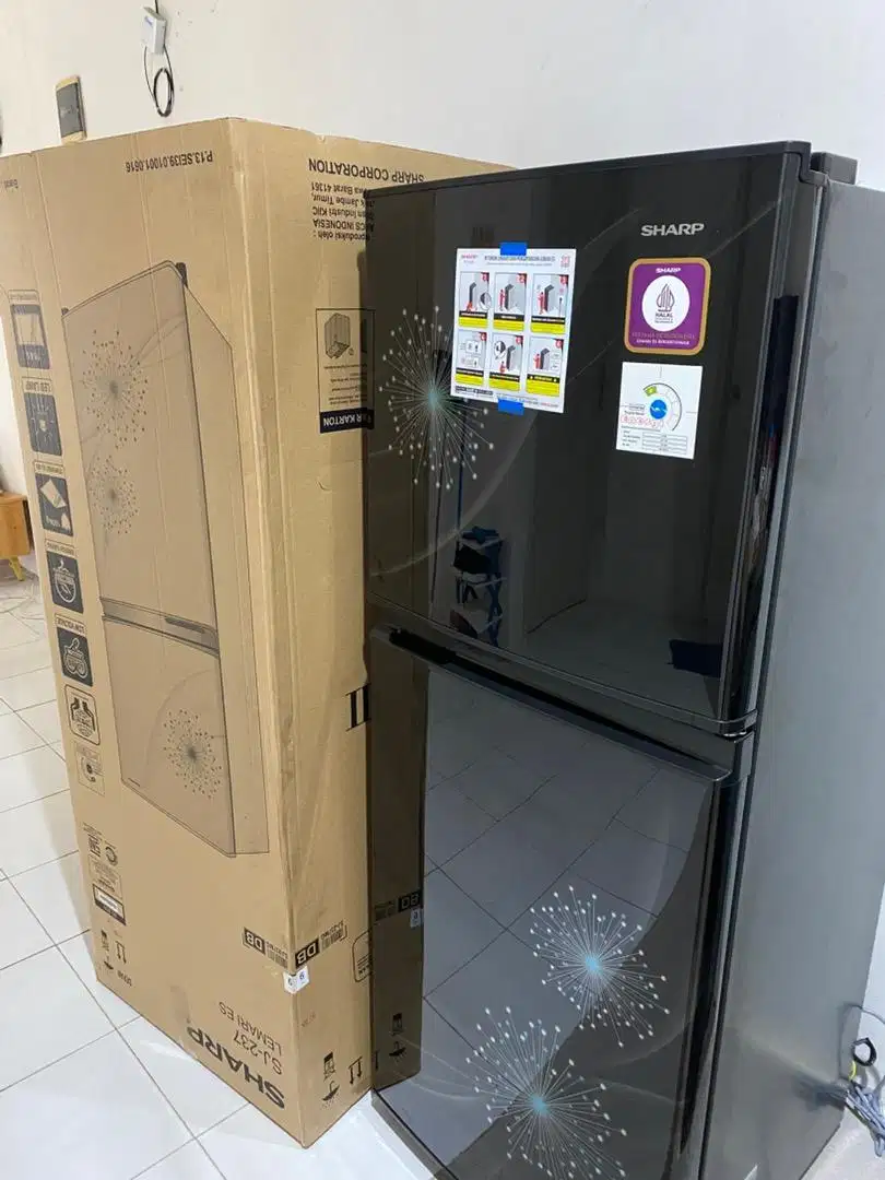 Kulkas Sharp 2 pintu