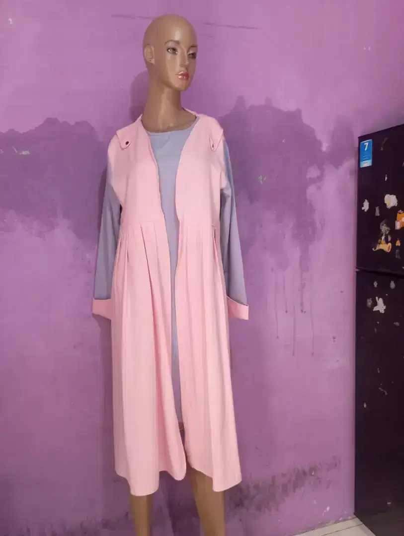 Atasan model tunik