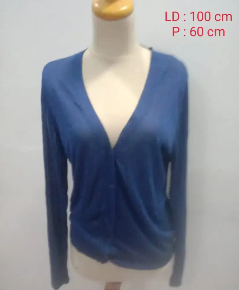 Outer Baju Luaran UNIQLO Preloved