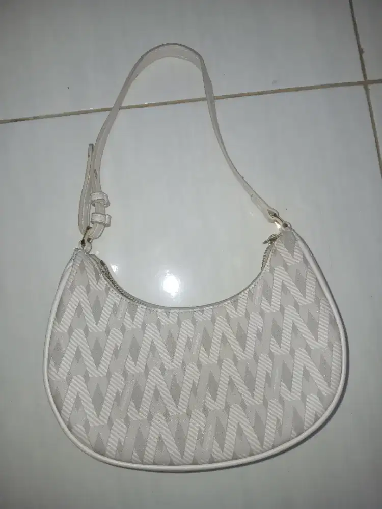 Shoulderbag MOSDOOM Preloved 2023
