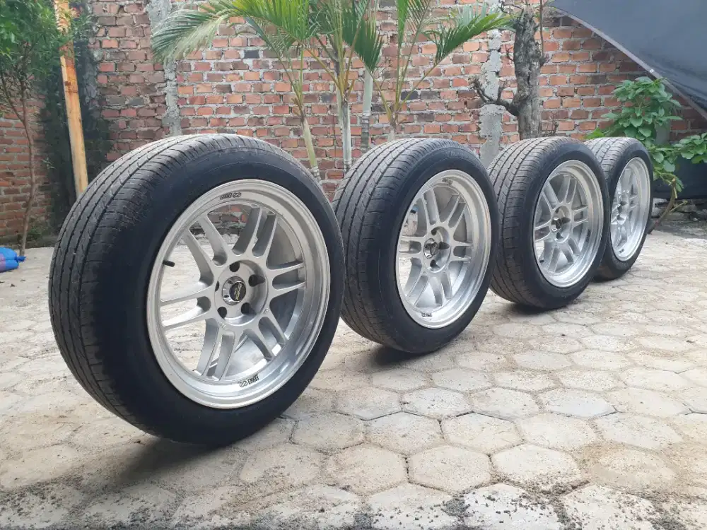 VELG Enkei RPF1 Innova Reborn