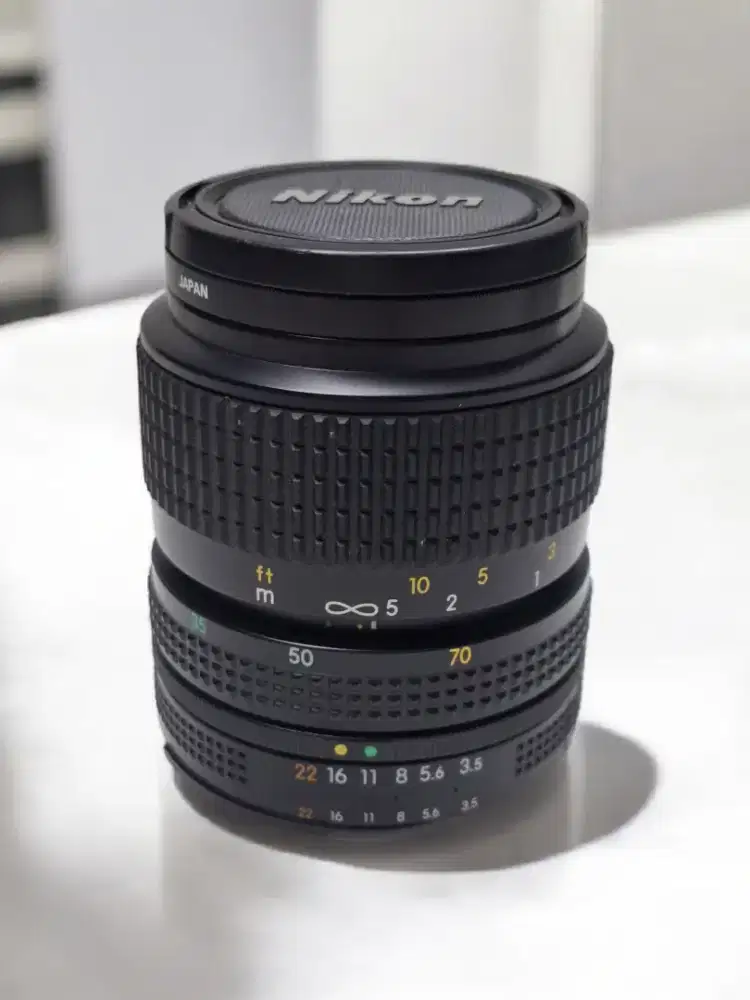 Lensa Manual Nikon Zoom-NIKKOR 35-70mm f/3.5–4.8