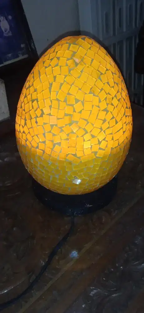 SALE! Muraaah!! Lampu meja egg mozaik vintage