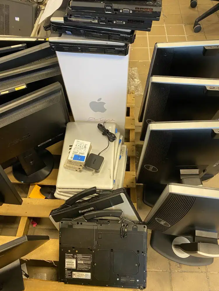 MENERIMA JUAL DAN BELI BARANG KOMPUTER, SERVER, LAPTOP EX KANTOR DLL