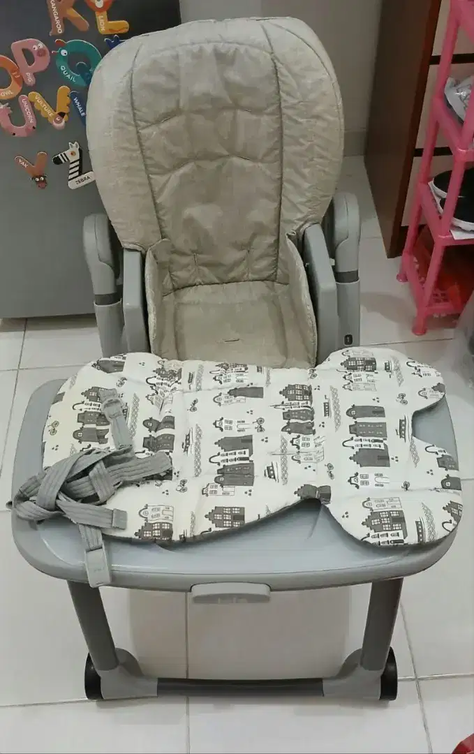 Baby High Chair Joie Meet Multiply 6 in 1 motif Petite City