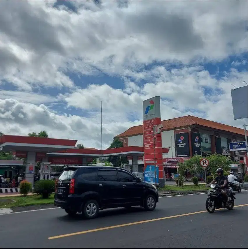 Dijual Bangunan Komersial dan SPBU Raya Kuta Badung Bali Lokasi Strate