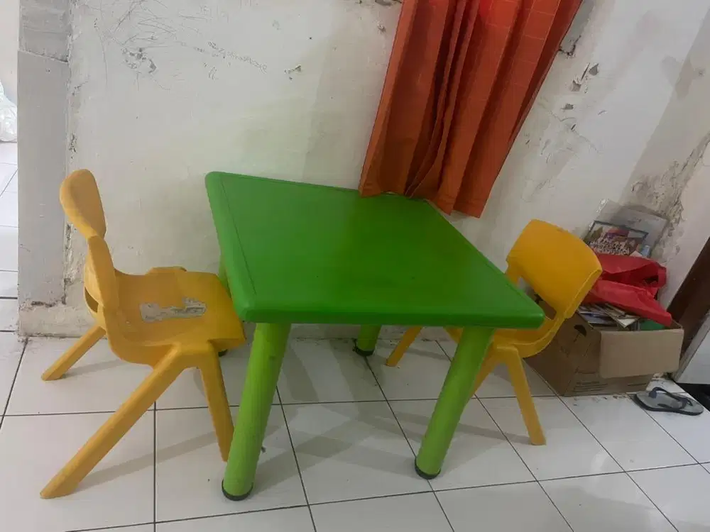 Meja dan Kursi Belajar Anak Ace Hardware Kokoh