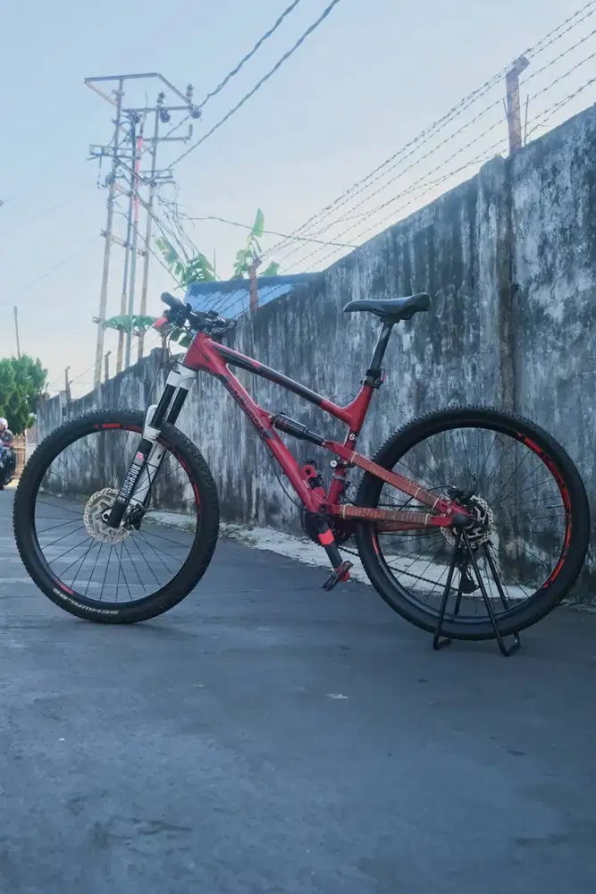 DIJUAL Rockshox TA15 Revelation & Polygon Siskiu D5