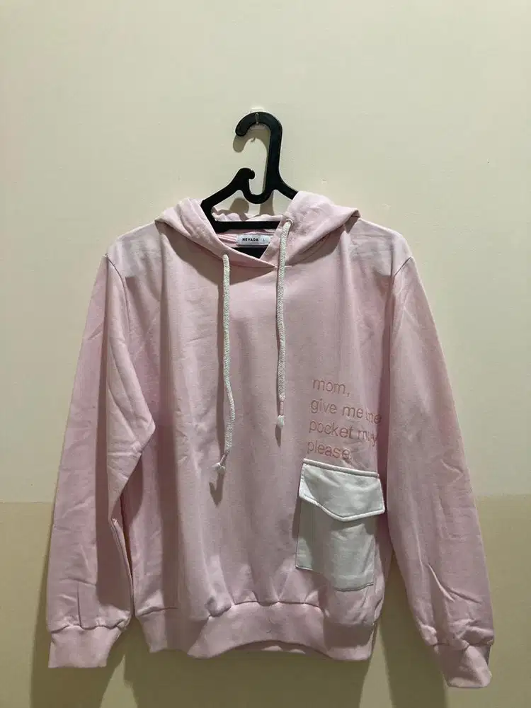 Nevada Sweeter wanita