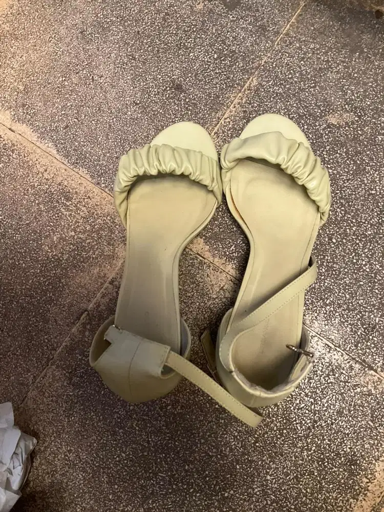 Sepatu Heels Wedges Urban&co Whitney Light Green size 40