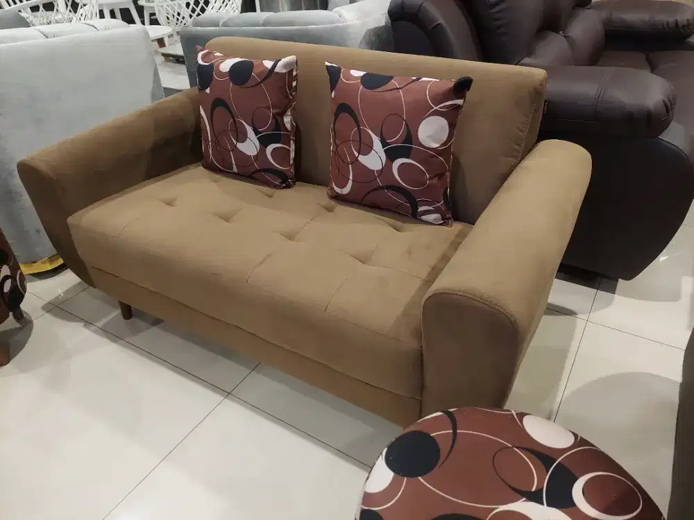 Sofa Bangku 2 seater + 2bh Stool Fabric Dark brown Hokky Malkot
