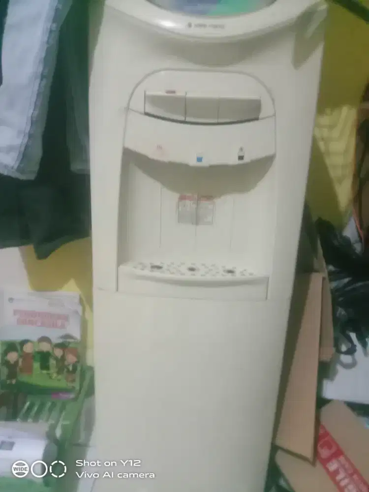 Dispenser tanpa meja