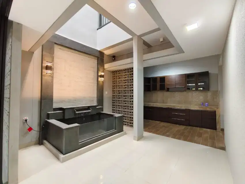 Dijual Rumah Mewah Sumarecon Flora Fiona Gede Bage Kota Bandung Timur