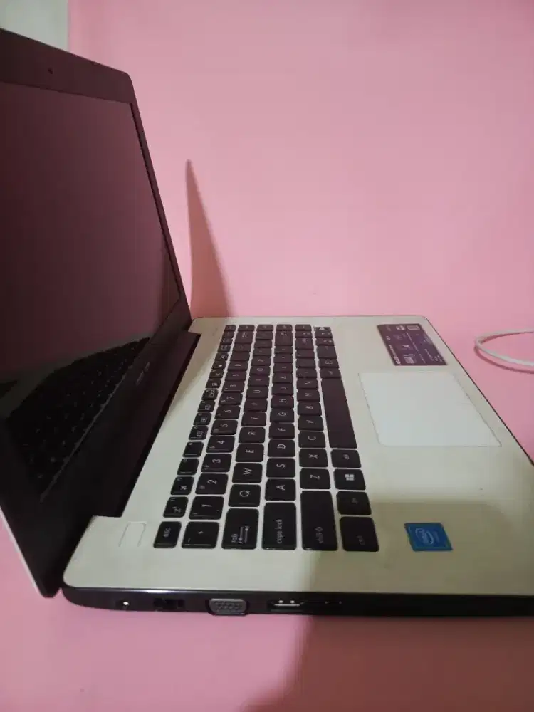 Laptop Asus X453M Intel Celeron Ram 2GB HDD 500GB
