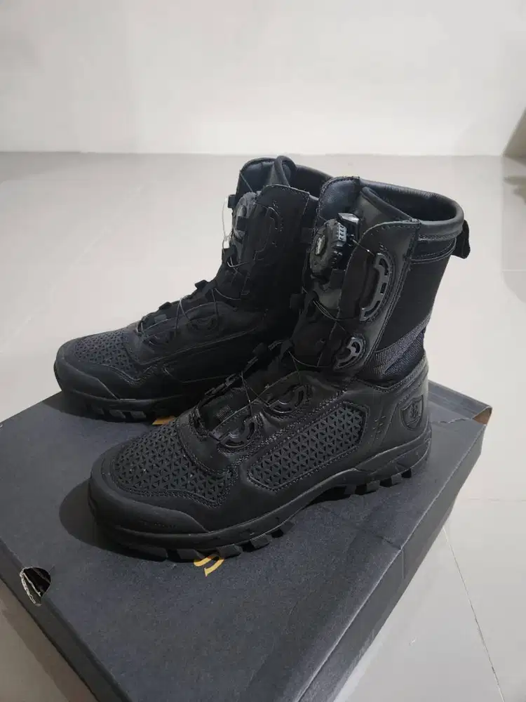 Sepatu boot spartan like new size39