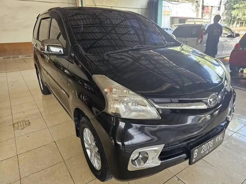 Daihatsu Xenia 1.3 R Deluxe Mt 2014 Hitam