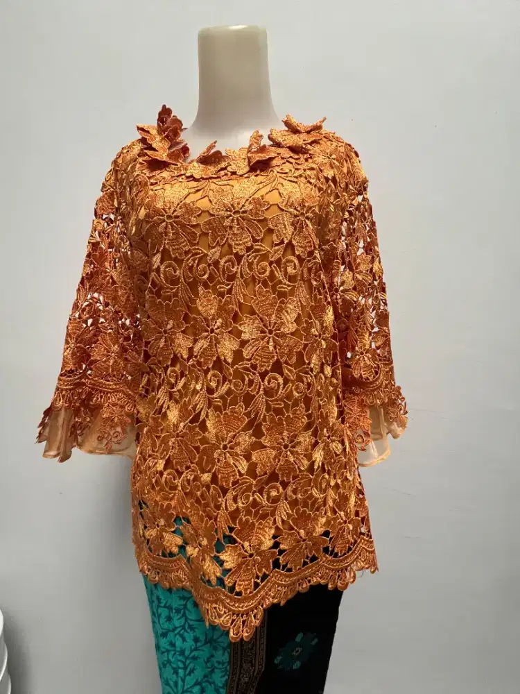 Baju brukat cantik