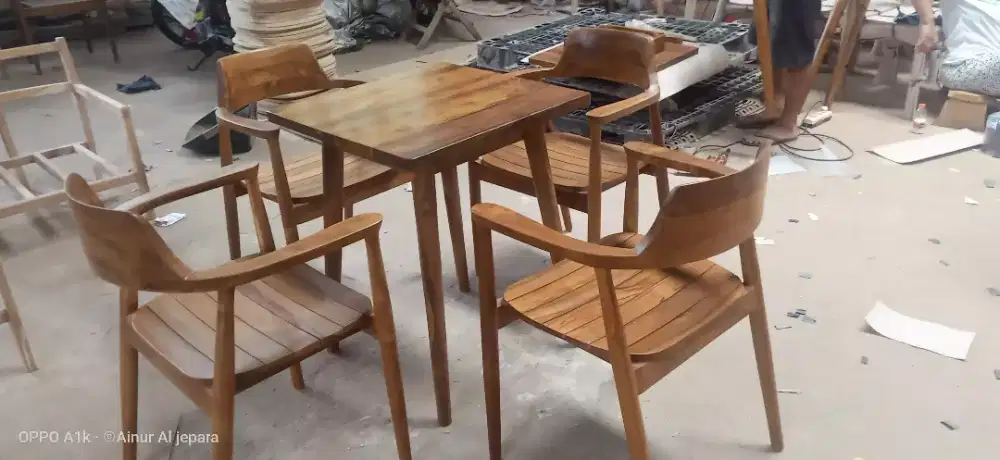 Meja cafe 4k jati