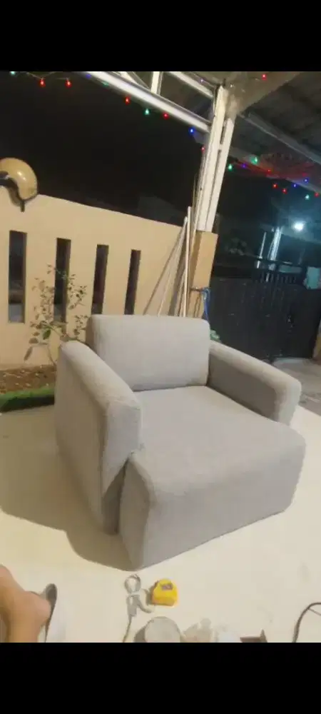 Service sofa dan Custume