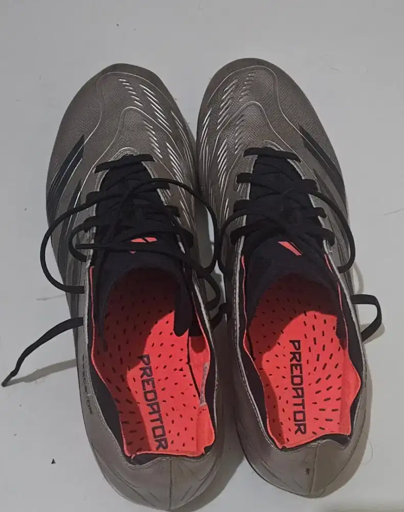 Adidas Predator Pro FG Platinum Metallic / Aurora Black