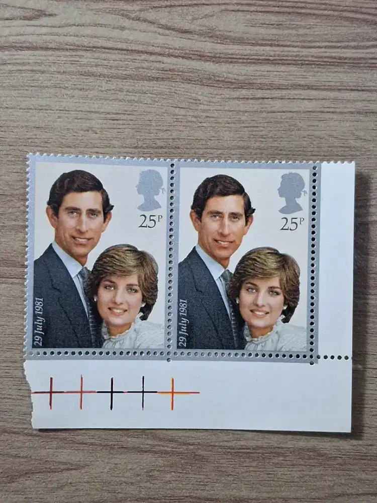 Perangko Pangeran Charles dan Lady Diana