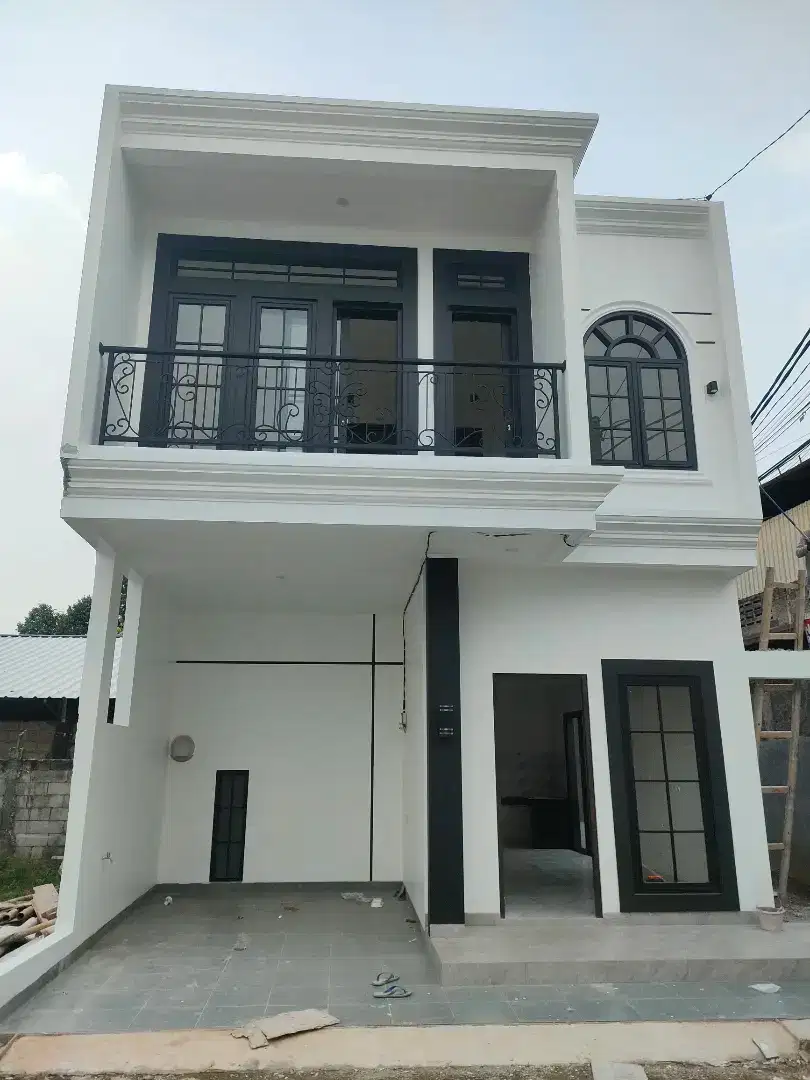 RUMAH 2 LANTAI HANYA 5 MENIT KE EXIT TOL CIMANGGIS