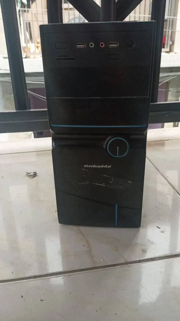 PC Gigabyte H8 1M-DS2 4 Gb Intel Core i3-4160 CPU 3.06Ghz