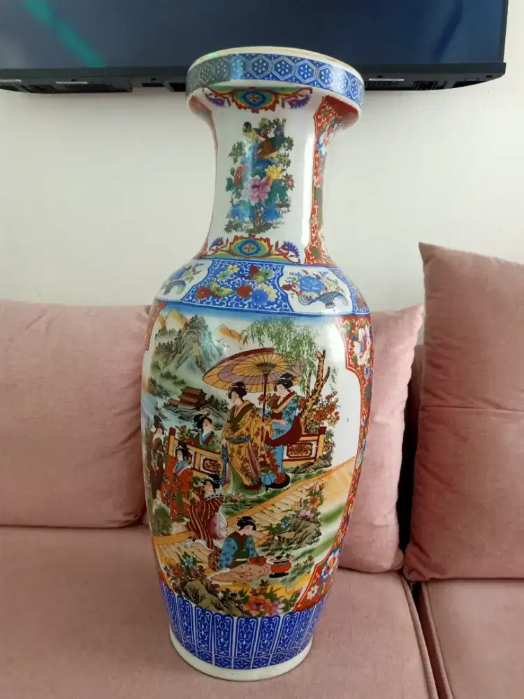 Guci keramik cantik tinggi 60cm