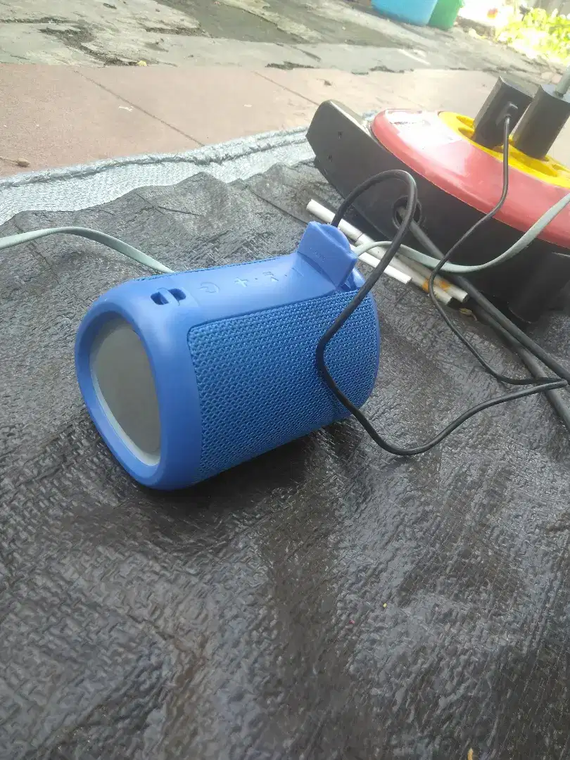 Bluetooth Speaker Robot
