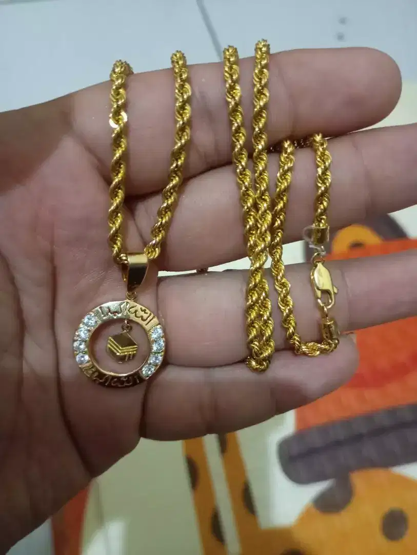 Jual beli mas dan berlian