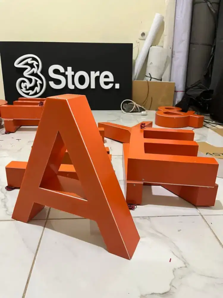 HURUF TIMBUL COSTUME AKRILIK