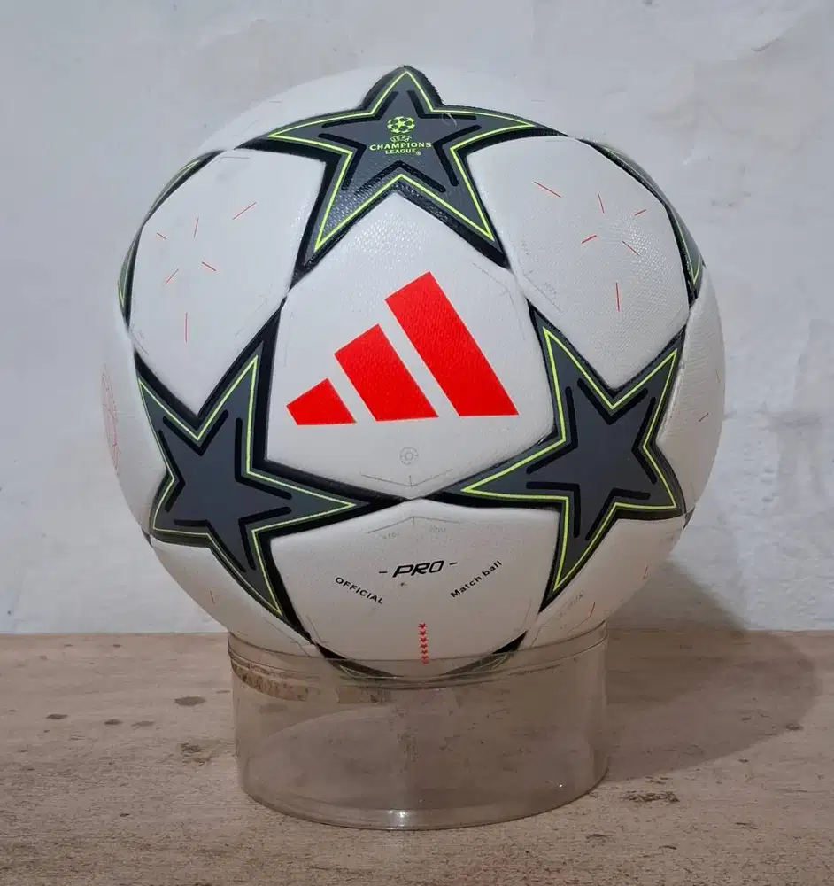 BOLA ADIDAS UCL FINALE CHAMPIONS 2024/2025