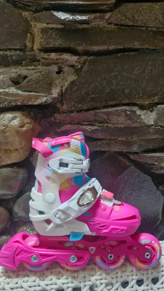 Sepatu Roda Inline Skate Flying Eagle Pink Putih Uk 28-32 S5 Pro Buzz