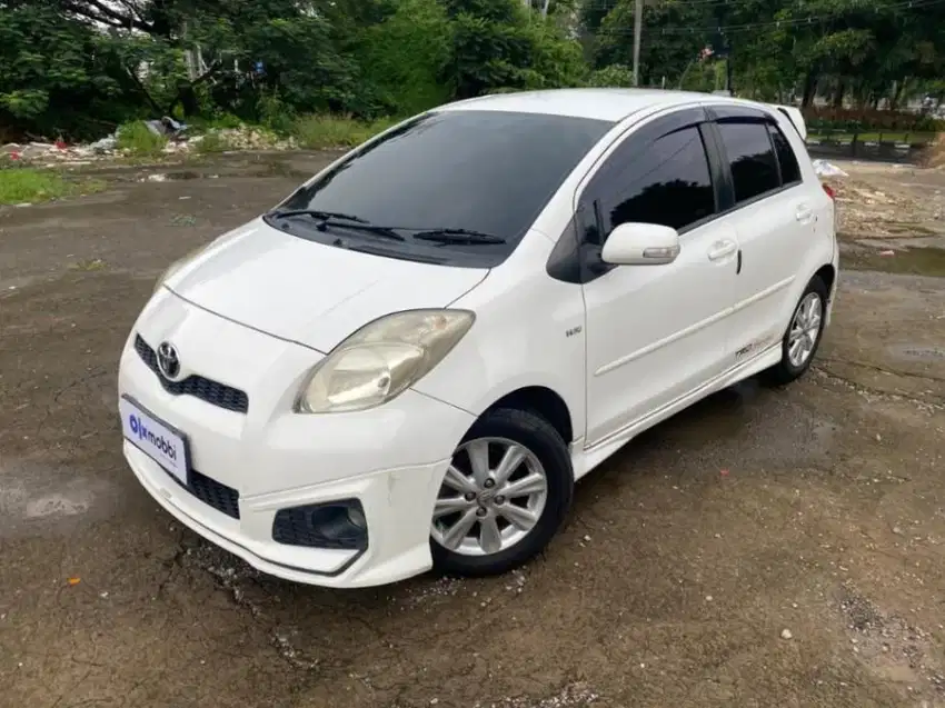 Toyota Yaris 1.5 TRD Sportivo Bensin-MT 2012 Putih LES