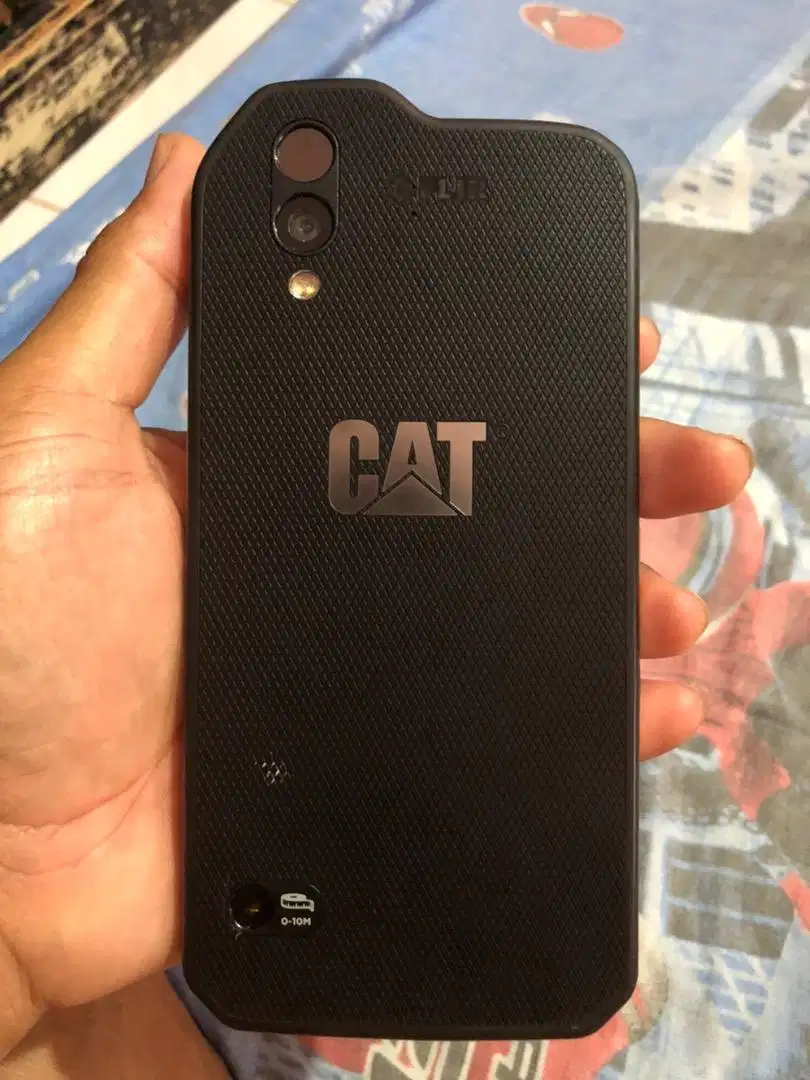 Hp cat S61 android dengan camera flir