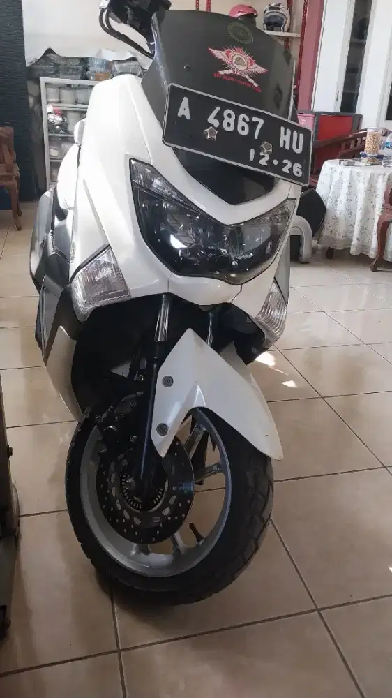Yamaha Nmax putih