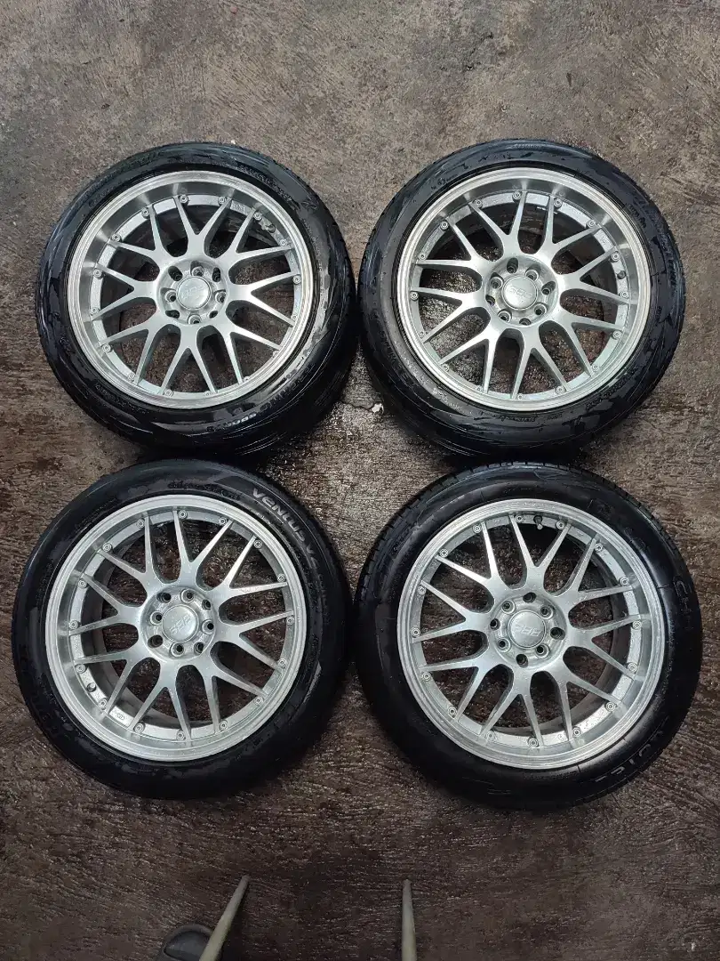 Velg Mobil Celong BBS RS GT  R17 dan Ban