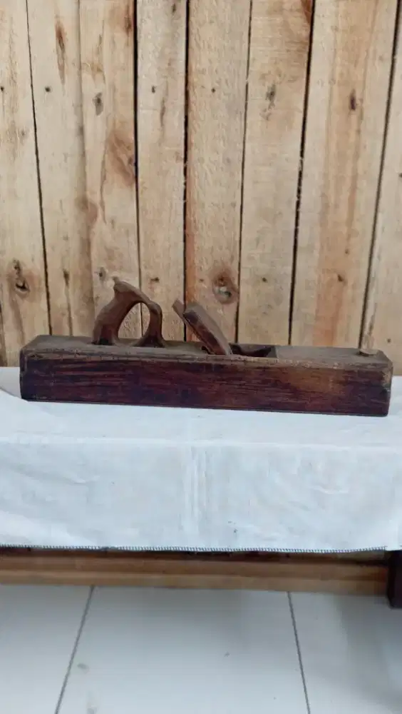 Pasah  jumbo kuno bahan kayu