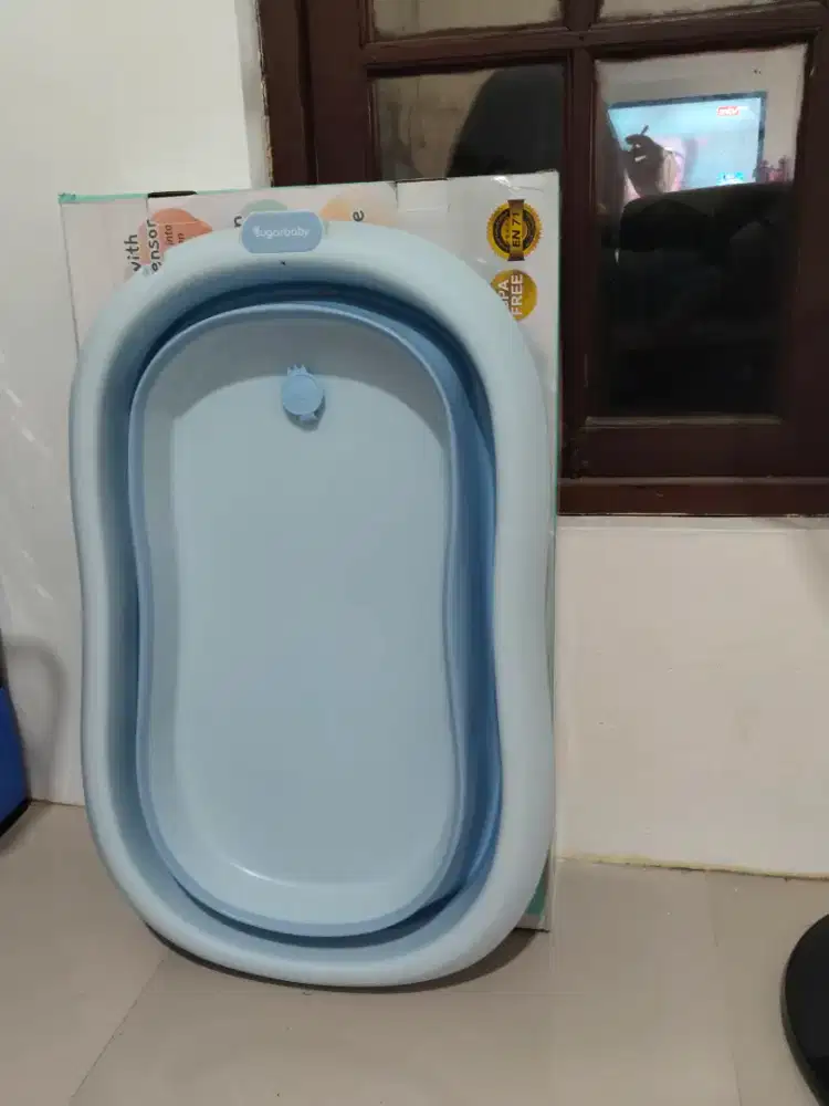 Bak mandi bayi merk segar baby warna biru
