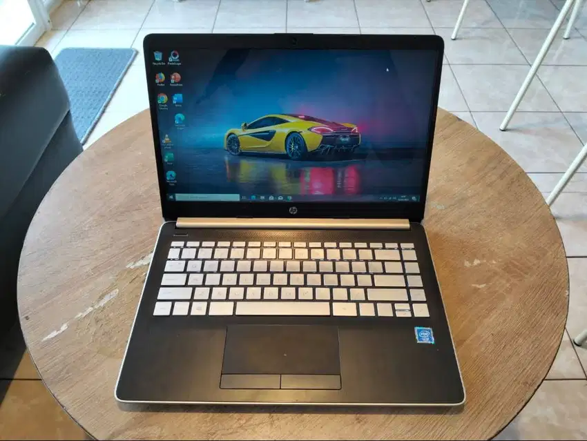 Laptop HP 14s CF1047TU Intel Celeron N4205u RAM 8GB DDR4 SSD 128GB