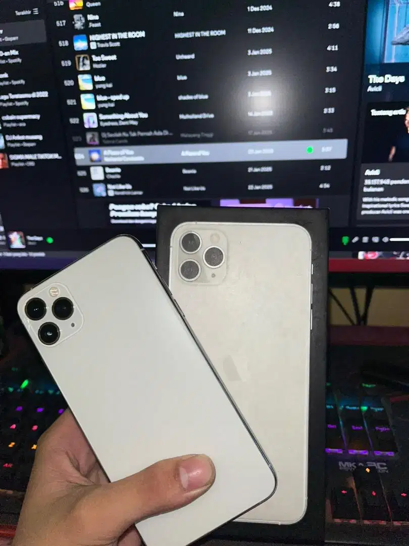 iphone 11 pro max 256 all operator fullset