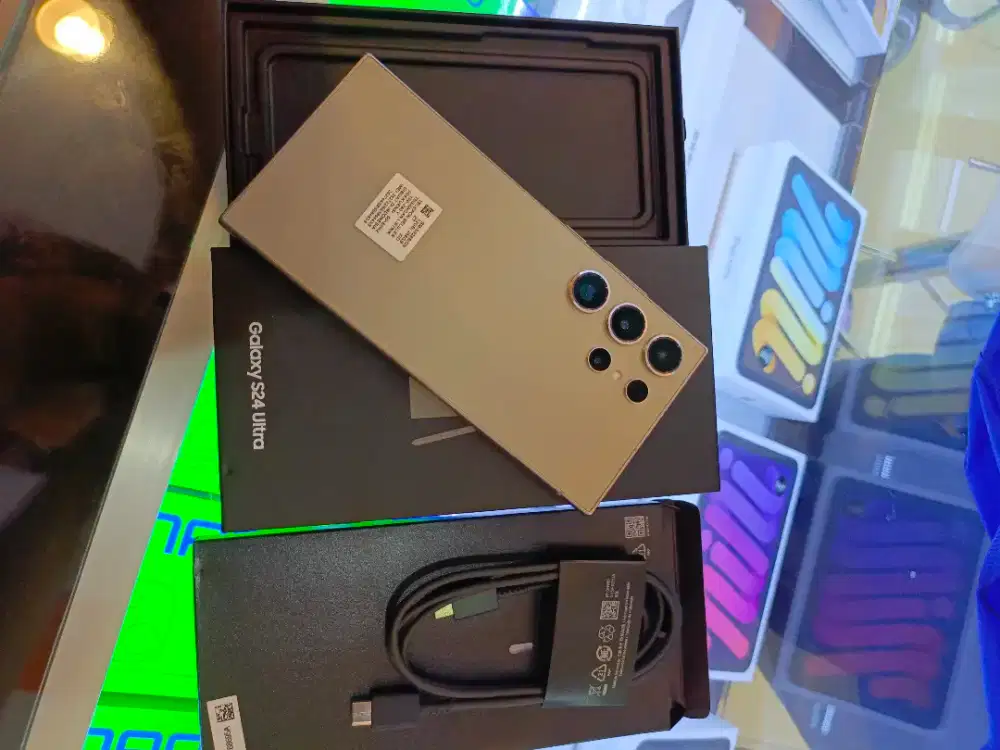 Samsung S24 Ultra Like new 12gb 256gb Garansi on