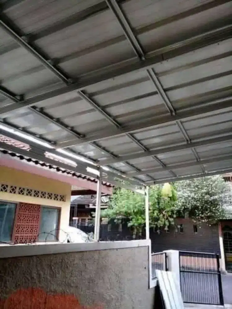 Pasang kanopi baja ringan terpasang rapi