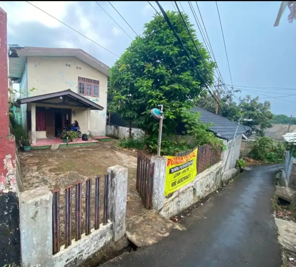 Dijual rumah di Loji