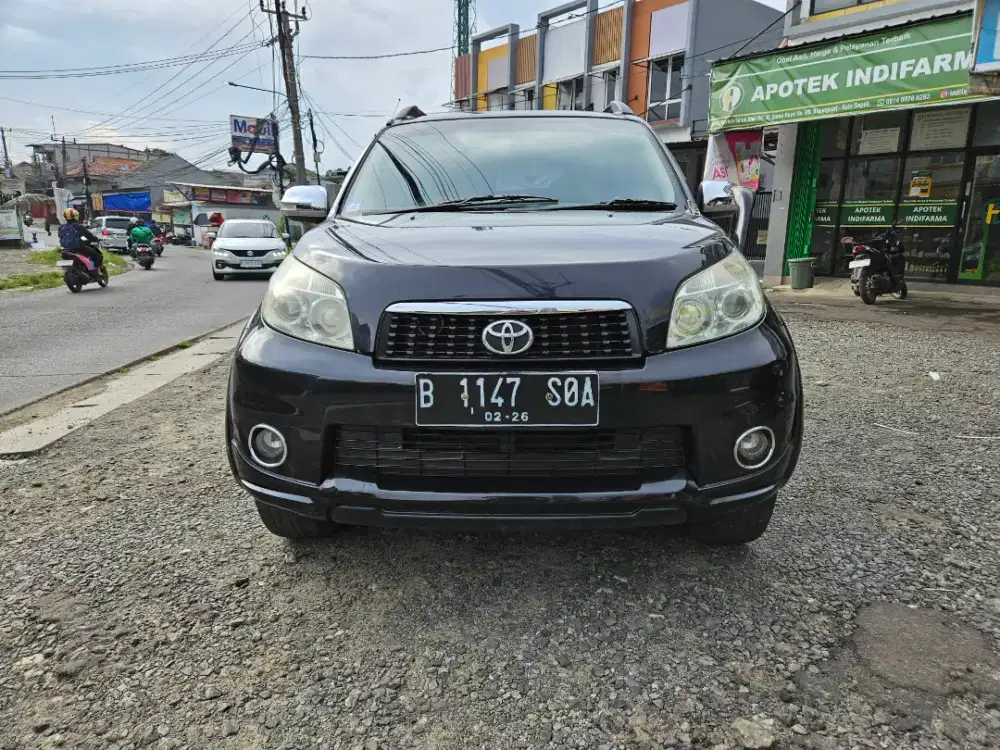 Rush S 2011 AT DP 10jt