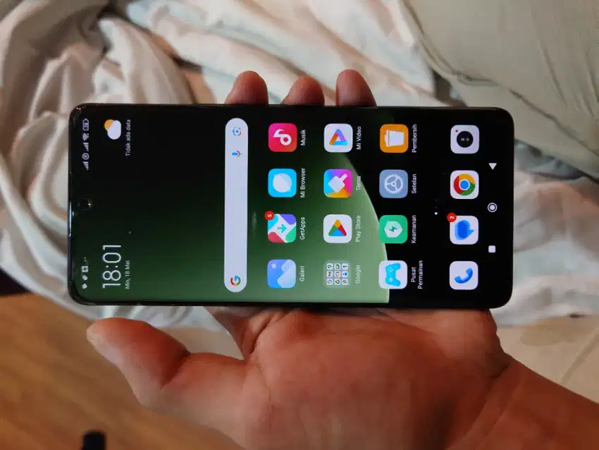 Xiaomi 13 Ultra 16/512 Fullset Beacukai