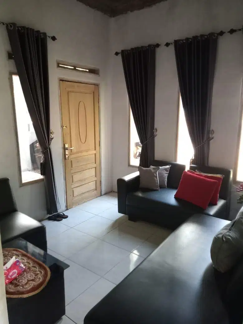 Rumah strategis dengan view alam Nagreg