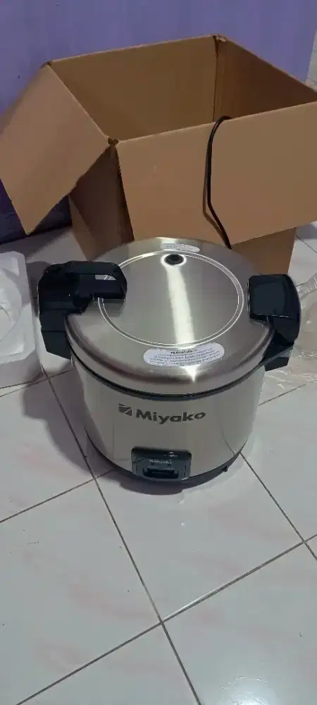 megicom penanak nasi 6 liter