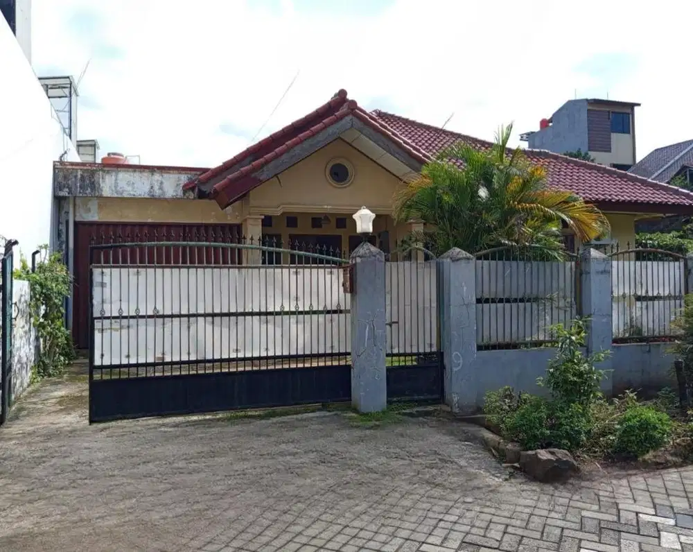 Dijual Rumah Di Komplek Pajak Cipadu Tangsel